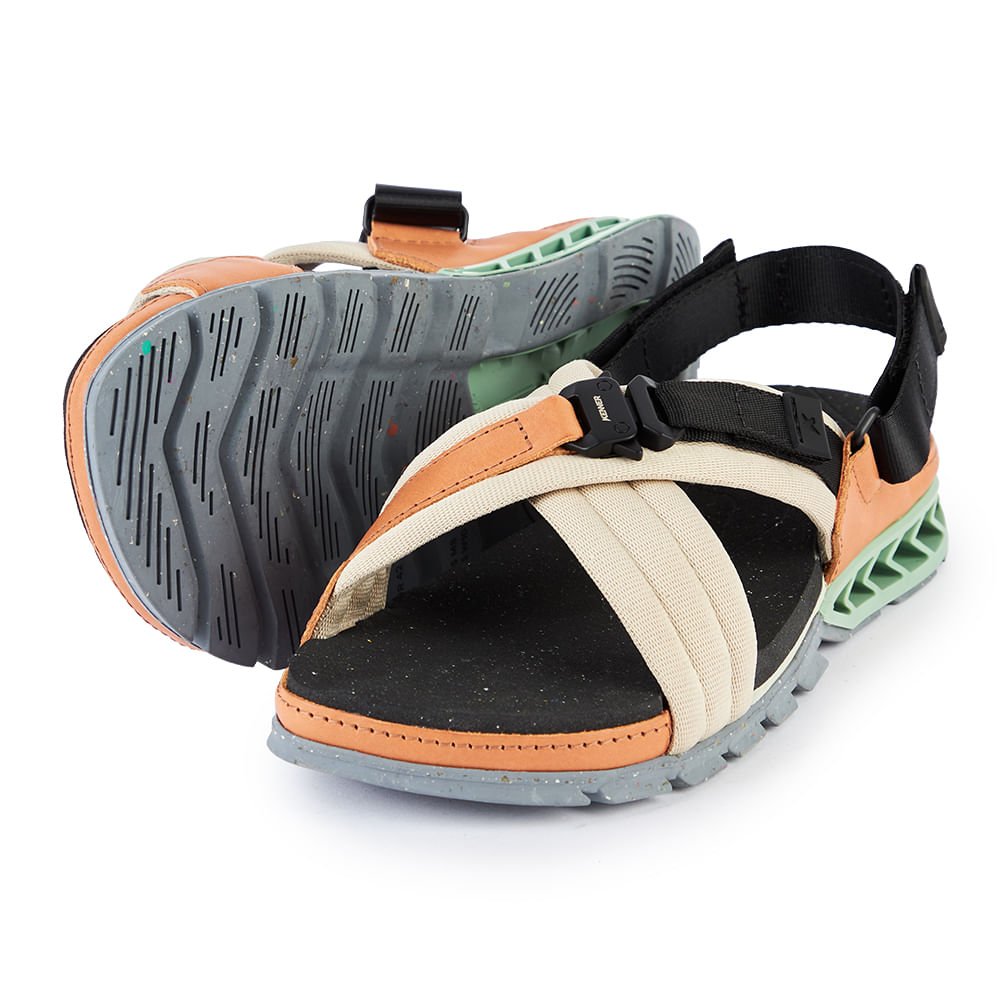 124137_5686_1 124137_5686_1